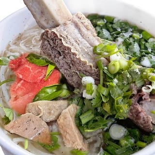 13. Deluxe Pho